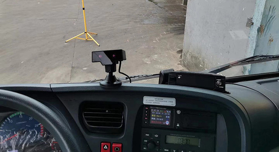 4 Kanal 1080P Araç CCTV MDVR GPS 4G WIFI Kamyon Kamera Sistemi AI BSD DSM ADAS Otobüs için Kamera