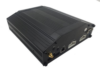 Kara Kutu Kiti 8 Kanal Mobil DVR 4G AHD 720 P Güvenlik Gözetleme Sistemi