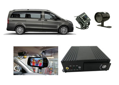 Mini H.264 GPS WIFI Mobil DVR 4CH Taksi Filoları için Gerçek Zamanlı SD Kart