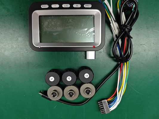 AHD 1080P Desteği Yağ seviyesi ve Lastik Basıncı İzleme Kamyon/Lojistik Aracı için 8 Kanallı Video Kaydedici MDVR