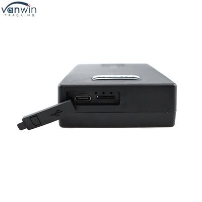 Araç GPS İzleyici Kablosuz Taşınabilir Tasarım Güçlü Manyetik Adsorpsiyon ve Gerçek Zamanlı İzleme 4G APP üzerinden